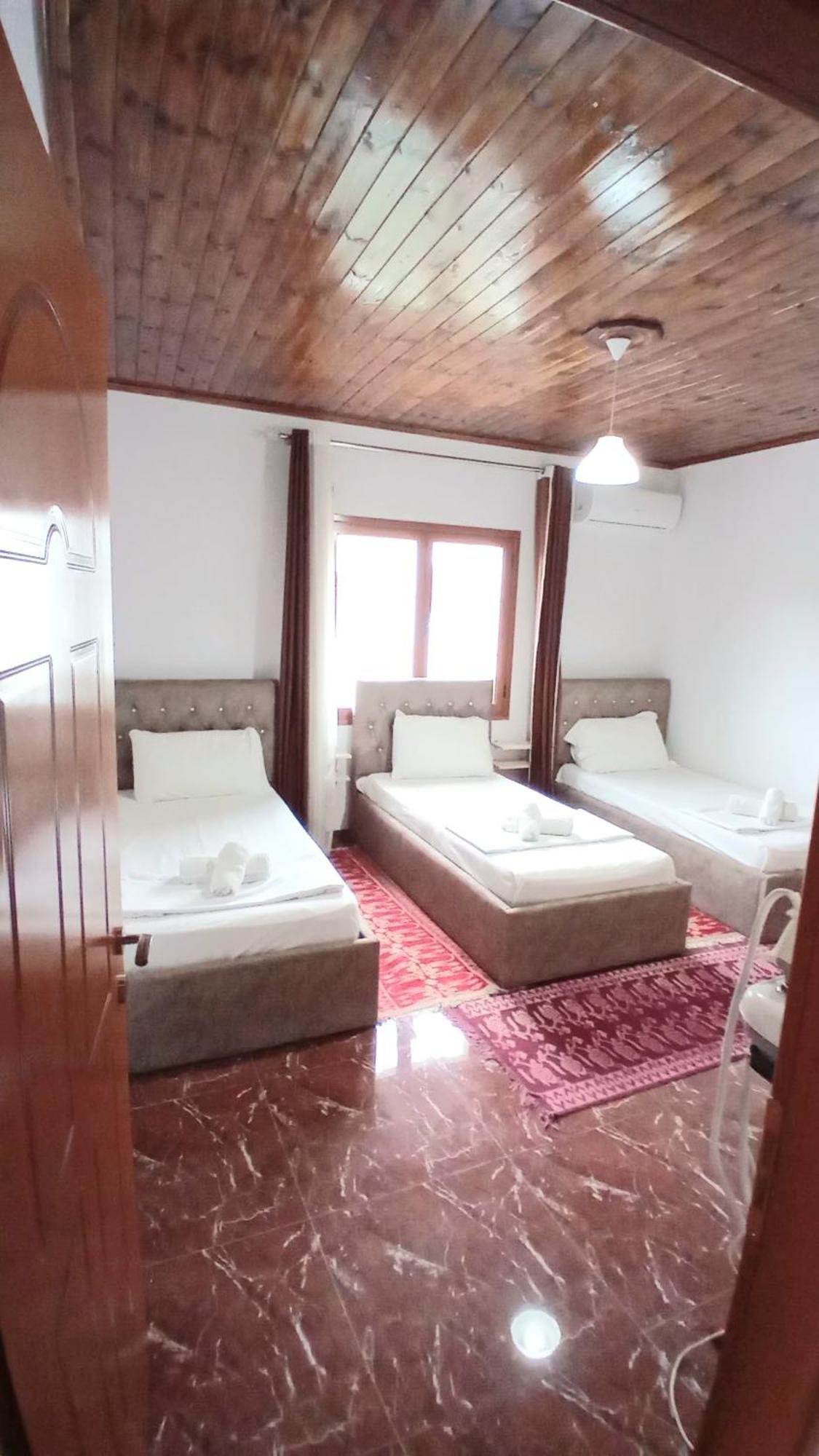 Villa Rexho Berat Luaran gambar